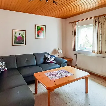 Ferienhaus 16 In