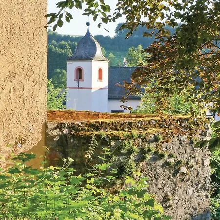 16 In Lägenhet Thalfang